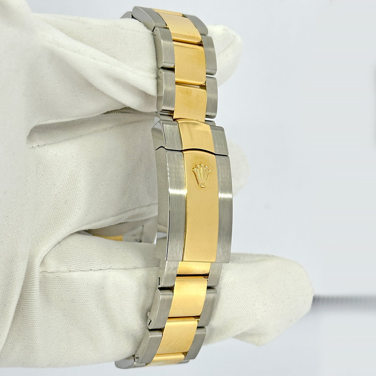 rolex datejust 41 oystersteel and yellow gold ref# 126333 0015 rolex datejust 41 oystersteel and yellow gold ref# 126333 0015