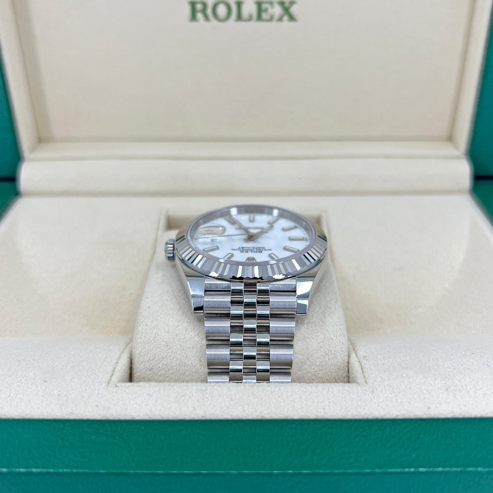 rolex datejust 41 oystersteel and 18k white gold 41 mm white dial, ref# 126334 0010 rolex datejust 41 oystersteel and 18k white gold 41 mm white dial, ref# 126334 0010
